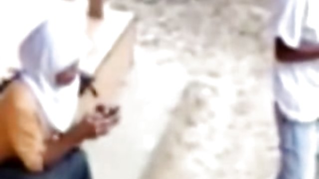 پیک از همسر رئیس خود بیدار می شود و او سکس چت واتساپ گل 69 را در گلو می برد